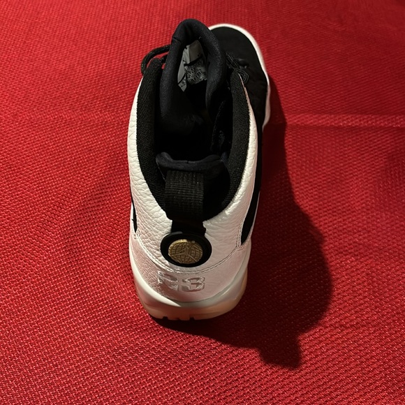Air Jordan 9 Size 9.5 color Black and White - Picture 3 of 5